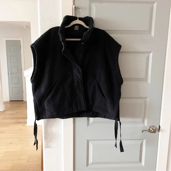 New Free People Scout It Out Fleece Vest - Picture 5 of 7
